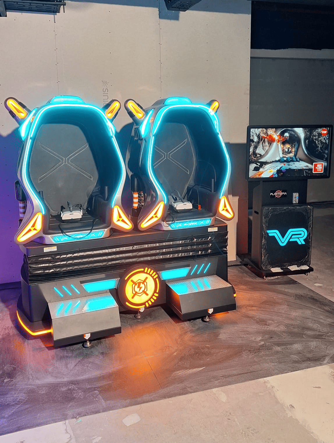 Romanian amusement park VR equipment